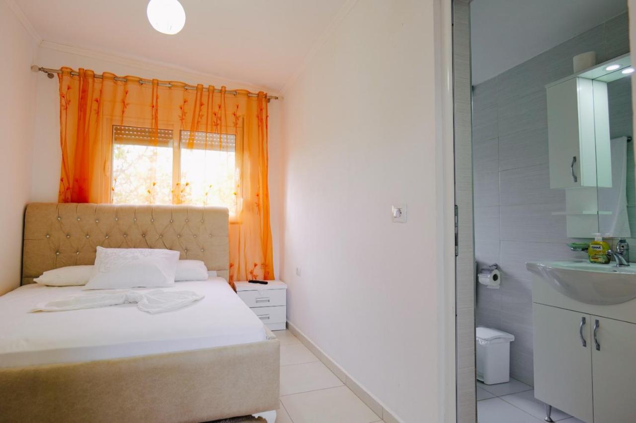 Appartamento Seferi'S Apartament Sarandë Esterno foto