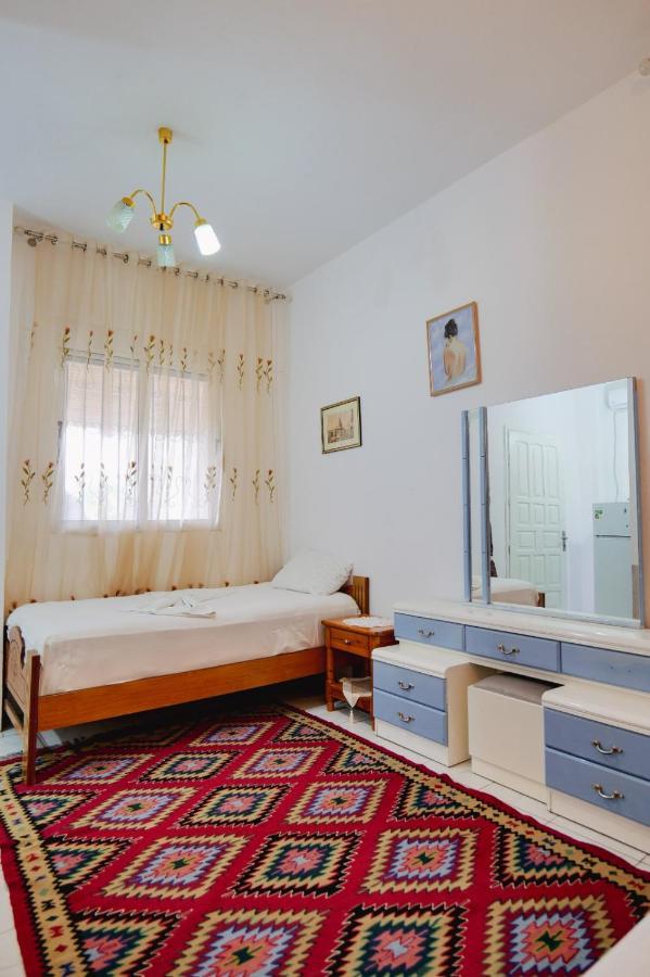 Appartamento Seferi'S Apartament Sarandë Esterno foto