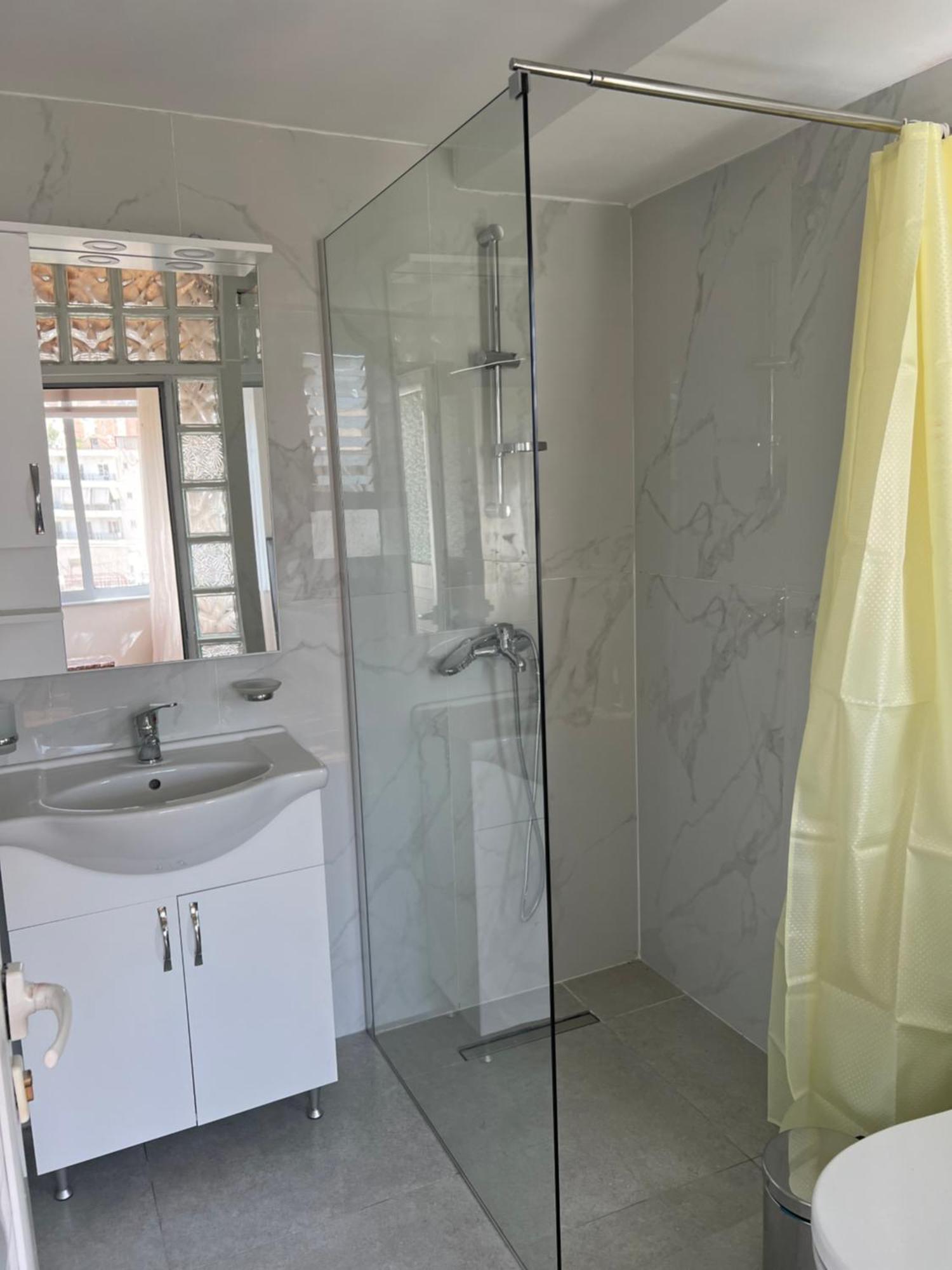 Appartamento Seferi'S Apartament Sarandë Esterno foto